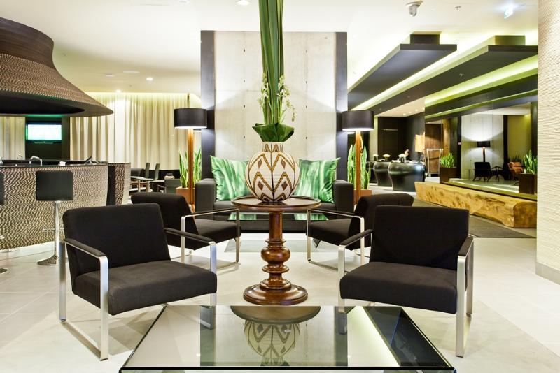 Movich Buro 26 Hotel Bogotá Exterior foto The lobby of the hotel