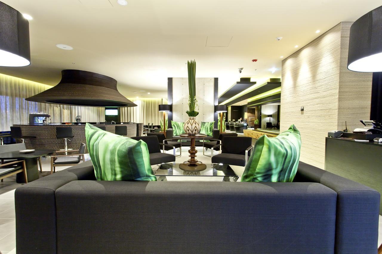 Movich Buro 26 Hotel Bogotá Exterior foto The lounge at the airport